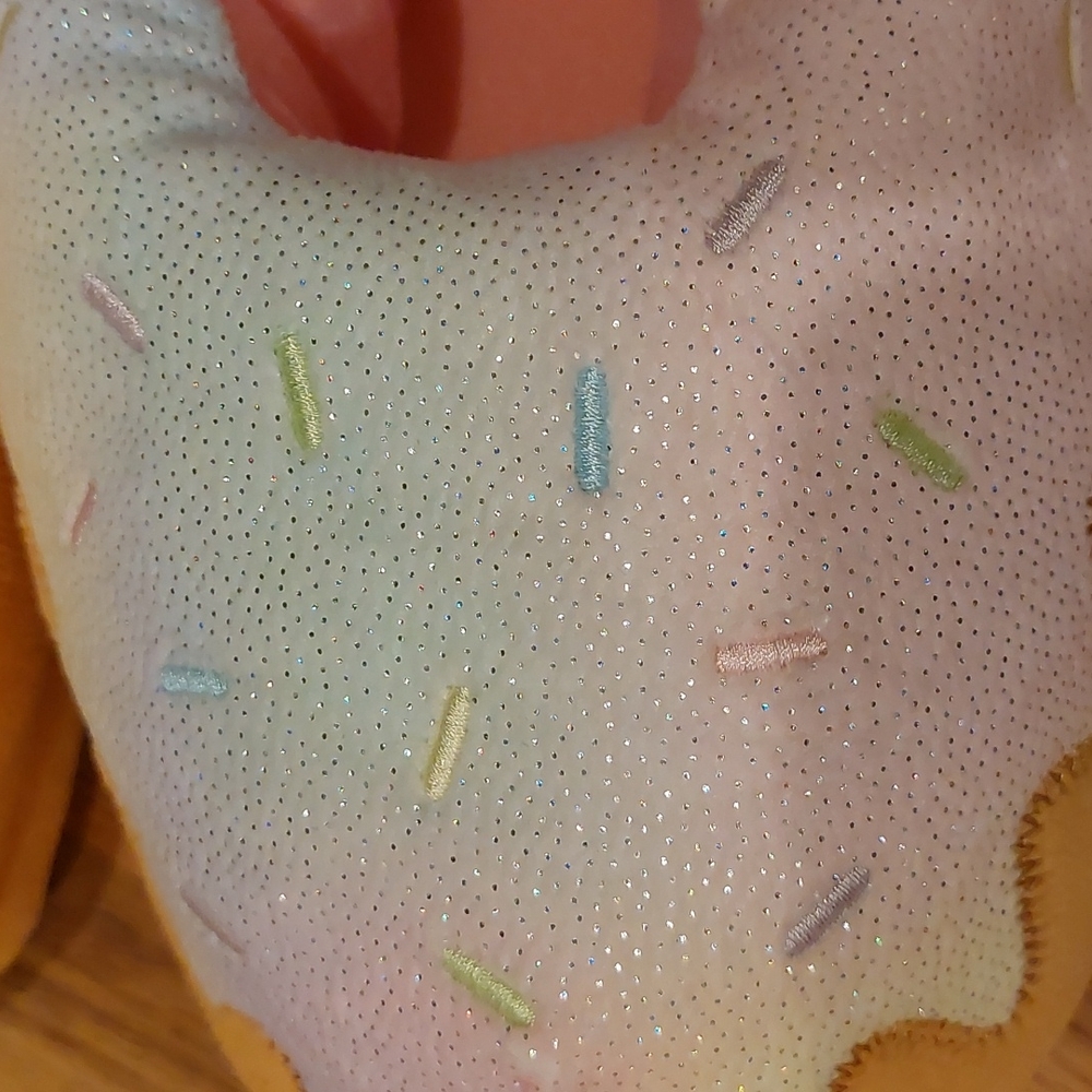Wonder Nation Slippers - Picture 3 of 10